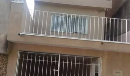 Casa a venda na Vila Alzira por apenas R$ 551.000,00