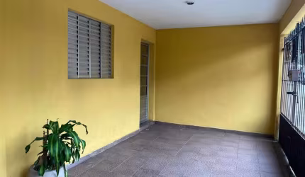 Aluguel de Casa em São Paulo-SP: Casa com 2 Quartos, 1 Suite, 2 Salas, 2 Banheiros e 1 Vaga na Garagem no Conjunto Habitacional Marechal Mascarenhas de Morais - 100m².