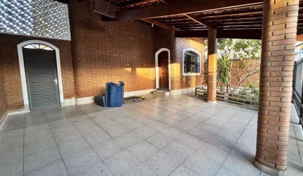 Casa à Venda, Jardim Califórnia, Taubaté, 4 Quartos