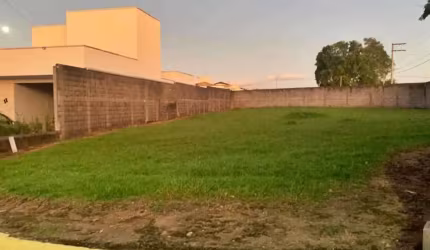 Terreno à Venda, Residencial Pinheiros de Tremembé, Tremembé