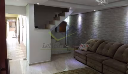 Sobrado com 3 Quartos  à venda, 280 m² por R$ 636.000 - Jardim Santa Rita de Cássia - Suzano/SP