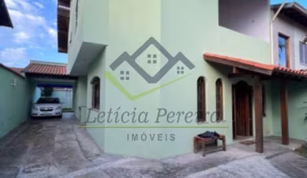 Sobrado com 3 dormitórios à venda, 245 m² por R$ 870.000,00 - Jardim Modelo - Suzano/SP
