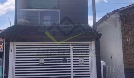 Sobrado com 3 dormitórios à venda, 210 m² por R$ 550.000,00 - Centro - Mogi das Cruzes/SP