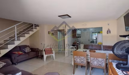 Casa com 3 dormitórios à venda, 100 m² por R$ 600.000,00 - Centro - Bertioga/SP
