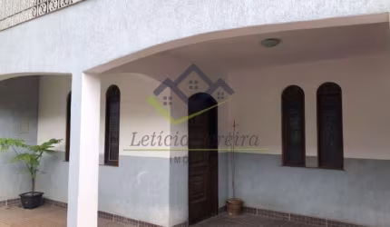 Sobrado com 4 dormitórios à venda, 234 m² por R$ 954.000,00 - Jardim Medina - Poá/SP