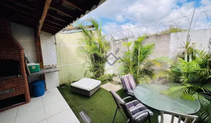 Sobrado com 3 Quartoss à venda, 90 m² por R$ 636.000 - Jardim dos Ipês - Suzano/SP