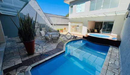 Sobrado com 5 dormitórios à venda, 370 m² por R$ 2.650.000,00 - Vila Oliveira - Mogi das Cruzes/SP