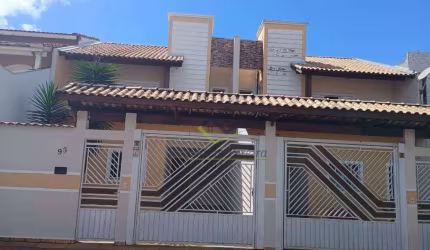 Sobrado com 3 dormitórios à venda, 138 m² por R$ 550.000 - Jardim Márcia - Suzano/SP