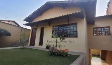 Casa com 3 quartos à venda por R$ 1.290.000 ou aluguel por R$ 4.870/mês - Jardim Carlos Cooper - Suzano/SP