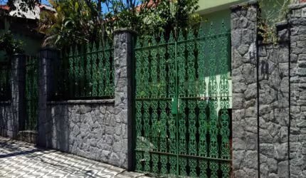 CASA A VENDA, 03 QUARTOS, 02 SUÍTES, 06 VAGAS, PENHA, SÃO PAULO