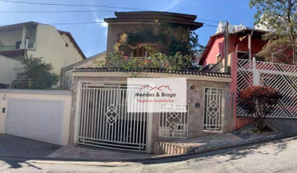 Sobrado com 3 dormitórios à venda, 430 m² por R$ 1.750.000,00 - Conjunto Residencial Santa Terezinha - São Paulo/SP