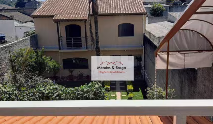 Casa com 4 dormitórios à venda, 300 m² por R$ 1.060.000,00 - Portão - Arujá/SP