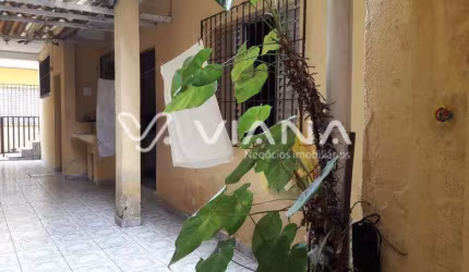 Casa 4 dormitórios á Venda no Bairro Boa Vista em São Caetano do Sul!