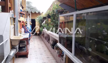 Casa Térrea à Venda com 4 Dormitórios na Vila Príncipe de Gales em Santo André