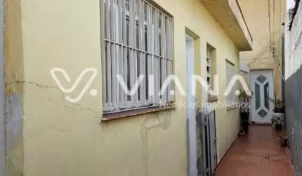 Casa assobradada à Venda no Bairro Fundação em São Caetano Do Sul.