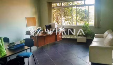 Prédio Comercial para Venda ou Locação no Bairro Nova Petrópolis em São Bernardo do Campo-sp