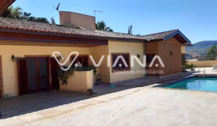 Casa com  Dormitorios em Centro , Serra Negra