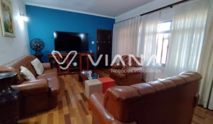 Casa à Venda com 3 Dormitórios no Bairro Prosperidade em São Caetano do Sul