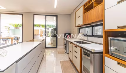 Sobrado  5 Dormitorios a  Venda  Bairro  Jardim  São Caetano do Sul !