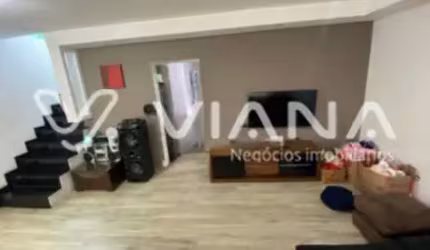 Sobrado à Venda com 2 Suítes no Bairro Santa Paula em São Caetano do Sul
