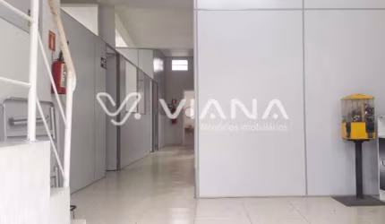 Prédio Comercial à Venda ou Locação no Bairro Olímpico em São Caetano do Sul