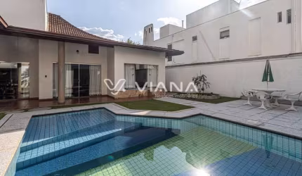 Casa a Venda com 5 suites no Jardim São Caetano em São Caetano do Sul!