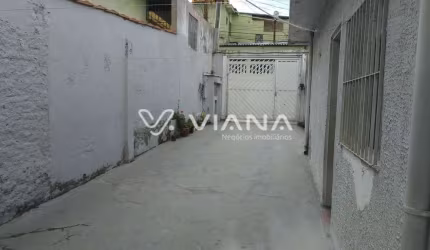 Duas casas em um Terreno no Bairro Vila Gerrti em São Caetano