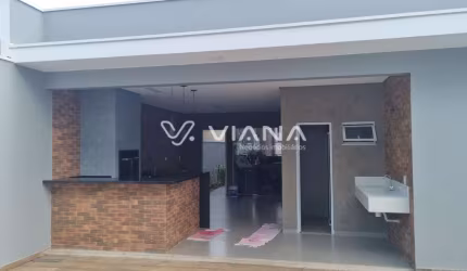 Casa Nova em Condomínio Fechado à Venda na Cidade de Porto Feliz /SP.