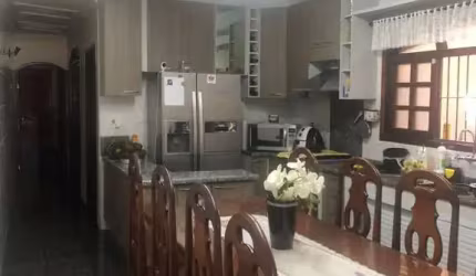 Sobrado para Venda em Mauá, jardim Sonia Maria, 4 dormitórios, 2 suítes, 2 banheiros, 2 vagas