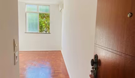 Apartamento para locação, 85m2, 2/4, suíte, vaga de garagem