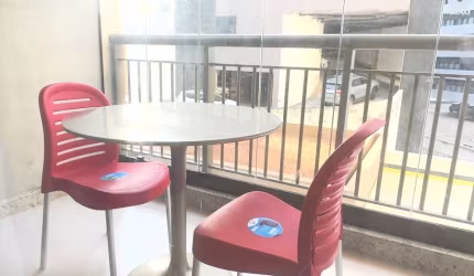 Apartamento 1/4, 45m2, varanda, lavabo, vaga de garagem
