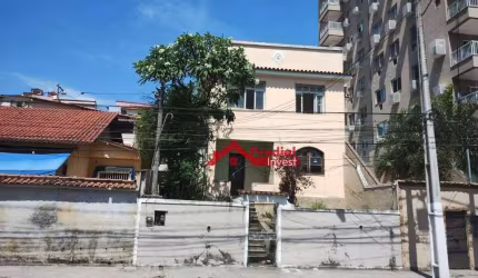 Casa com 2 dormitórios à venda, 380 m² por R$ 800.000,00 - Fonseca - Niterói/RJ