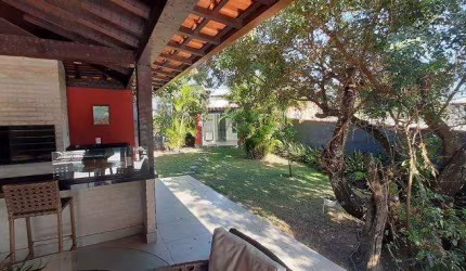 CASA A VENDA EM GERIBÁ.