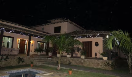 CASA A VENDA NO GERIBÁ