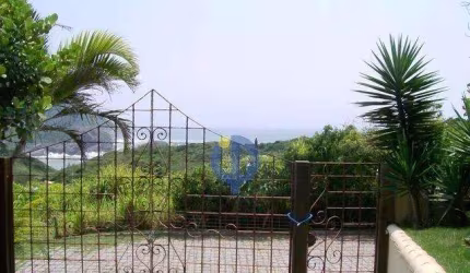 CASA A VENDA EM VILLAGE DA FERRADURA
