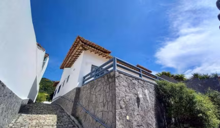 CASA A VENDA NO JOÃO FERNANDES