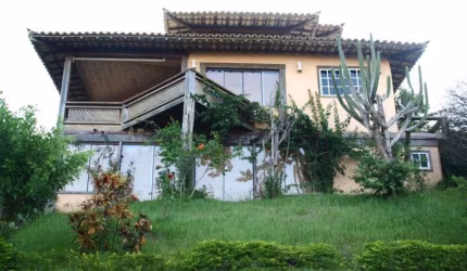 CASA A VENDA NO JOÃO FERNANDES