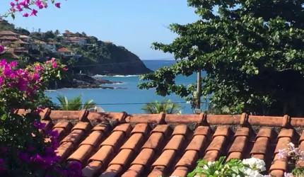 CASA A VENDA NO FERRADURA