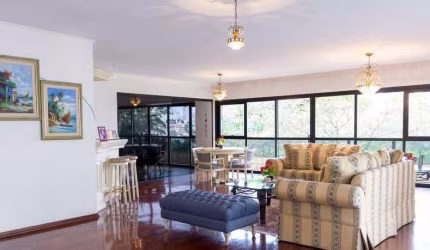 Apto de alto padrão de 380m2, 4 suites, 4 vagas, no Jardim Saúde, SP