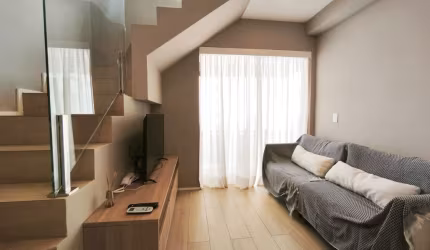 Apto Duplex mobiliado, 44m2, 1 dorm, 1 banheiro na Alameda França,SP