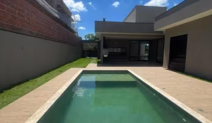 Casa em condomínio fechado com 3 quartos à venda na Raposo Tavares, 114, Chacara Santa Terezinha, Araçoiaba da Serra por R$ 1.750.000