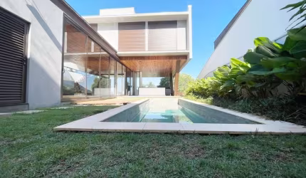 Casa em condomínio fechado com 3 quartos à venda na Rua Júlio Cassola, 3, Alphaville Nova Esplanada, Votorantim por R$ 3.200.000