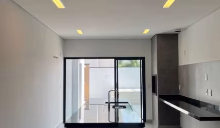 Casa em condomínio fechado com 3 quartos à venda na Avenida Paraná, 615, Cajuru do Sul, Sorocaba por R$ 1.150.000