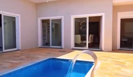 Casa em condomínio fechado com 4 quartos à venda na Lucas Nogueira Garcês, 1, Jardim Garret, Araçoiaba da Serra por R$ 1.980.000