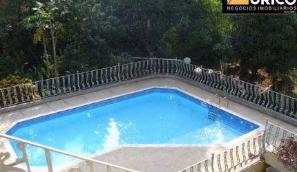 Casa à venda no Condomínio Estância Marambaia em Vinhedo/SP