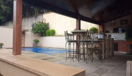 Casa à venda no Condominio Altavis Aldeia da Serra em Santana de Parnaíba/SP