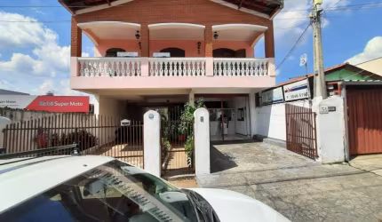 Casa à venda no Sto Antonio em Louveira/SP
