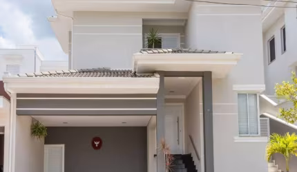 Casa à venda no Condomínio Portal do Jequitibá em Valinhos/SP
