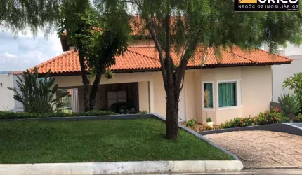 Casa à venda no Condomínio Vila Hípica I em Vinhedo/SP