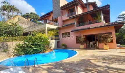 Casa à venda no Condomínio Estância Marambaia em Vinhedo/SP
